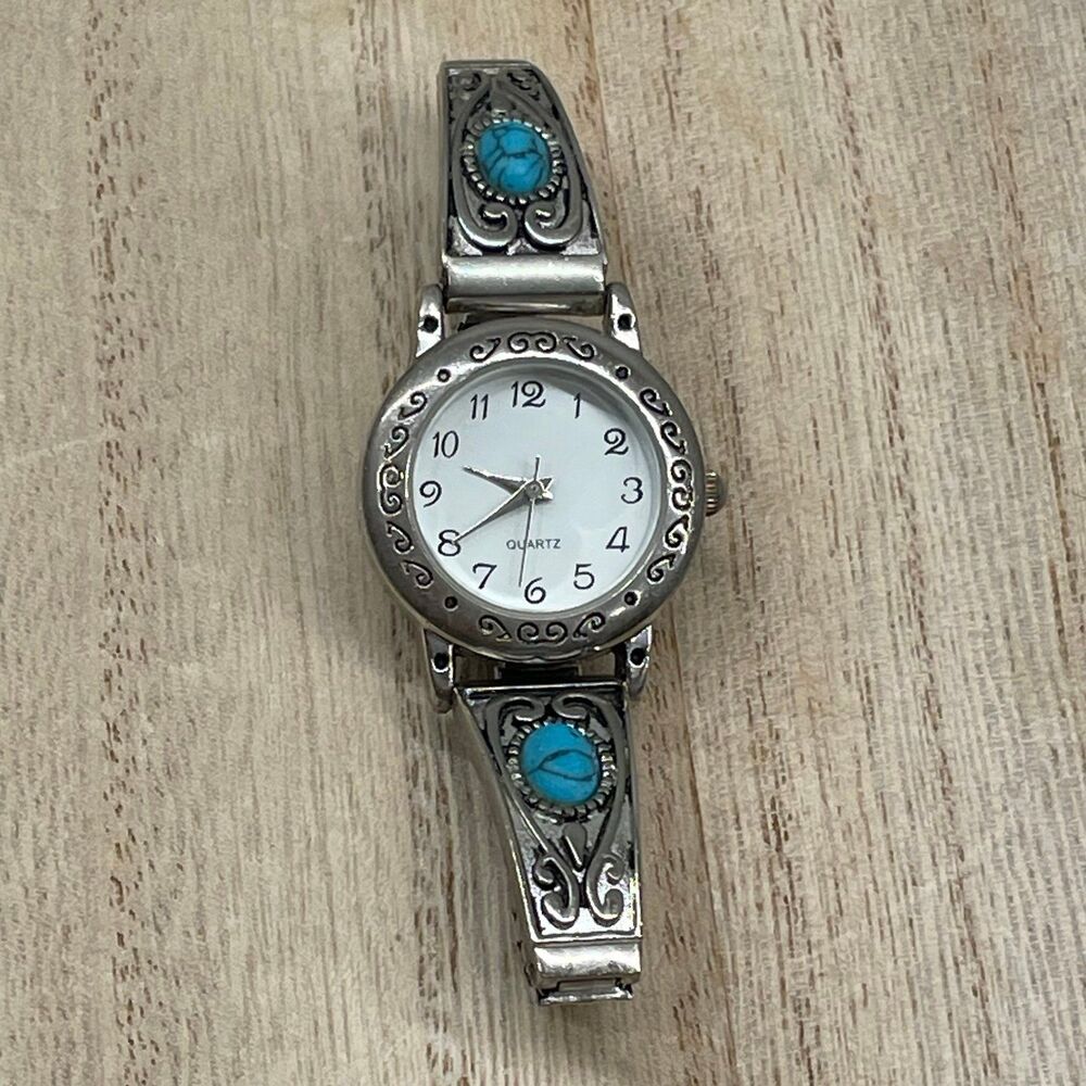 Vintage Accutime Quartz Silver Tone Band Women's Watch Turquoise Stretch Wrist